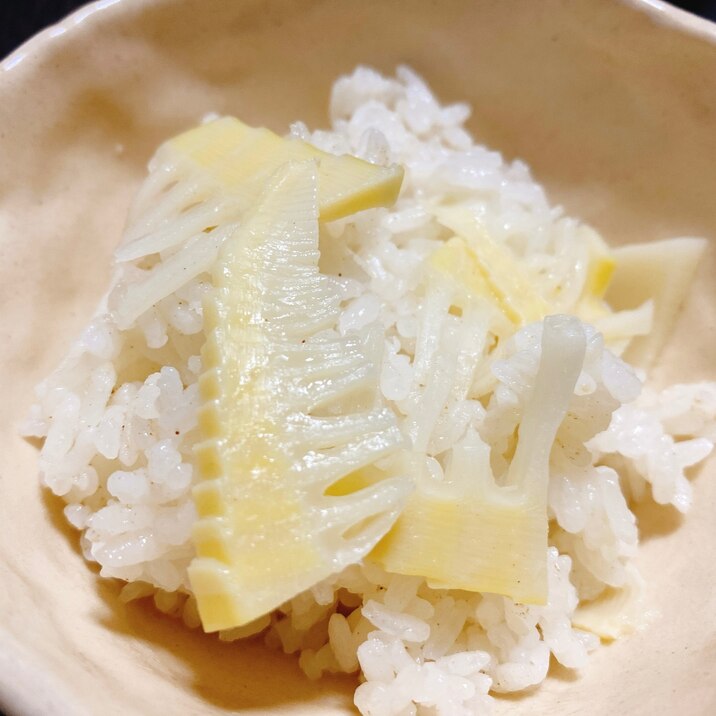 新鮮たけのこでシンプルな筍ご飯